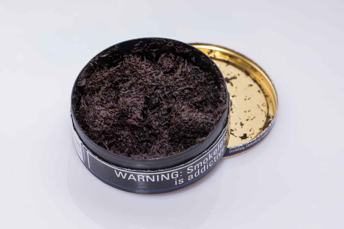 Smokeless Tobacco: Facts, Stats and Regulations